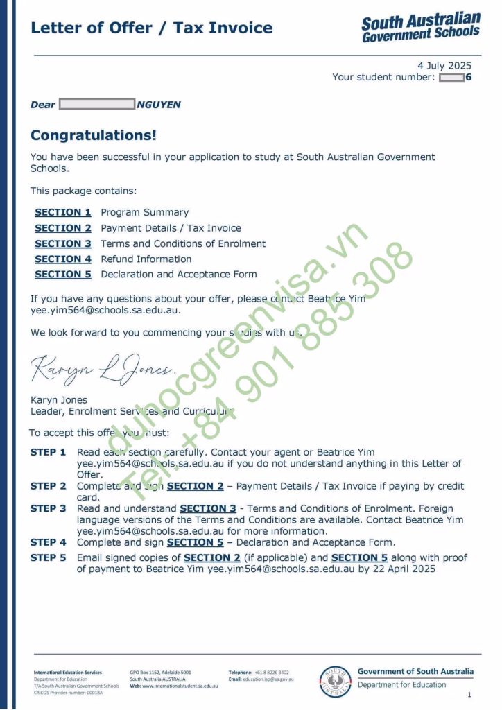 Học sinh N.D.T.Vân du học Úc lộ trình học tiếng Anh + lớp 10 tại trường Woodville High School, South Australia Government Schools với học phí khoảng 16,000 AUD/năm