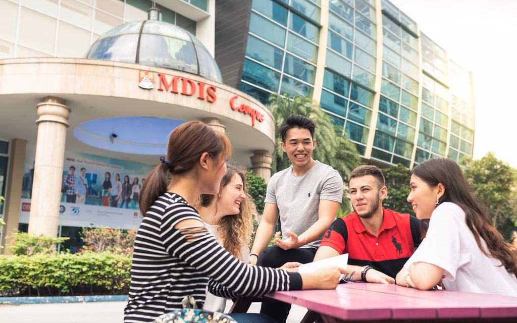 Du học tại MDIS Singapore
